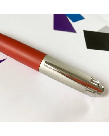 Porte-mine Delta Mini Trend Sketch Pencil, rouge à L'Ecritoire design, Lausanne.