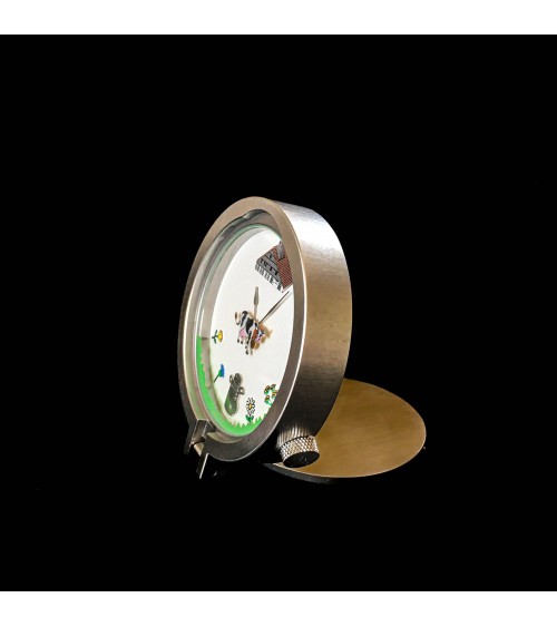 Pendulette AKTEO « alpage » ronde, acier, cadran blanc, diamètre 52 mm, à L’Ecritoire design, Lausanne