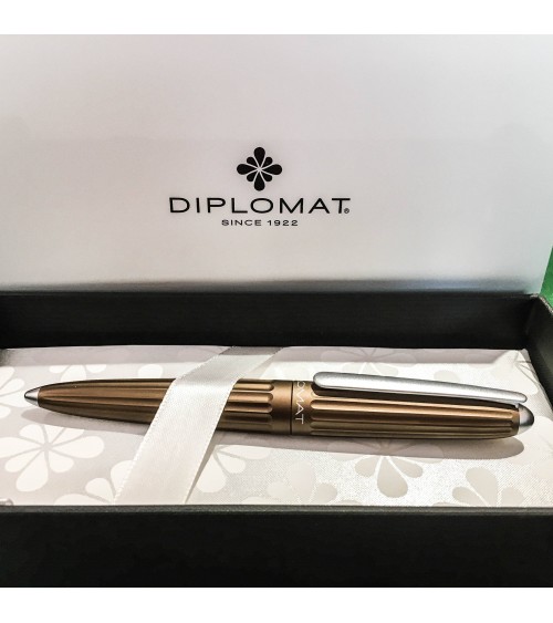 Stylo-plume Diplomat Aero Brun, bec (plume) acier inoxydable EF, F, M, ou L, à L'Ecritoire design, Lausanne