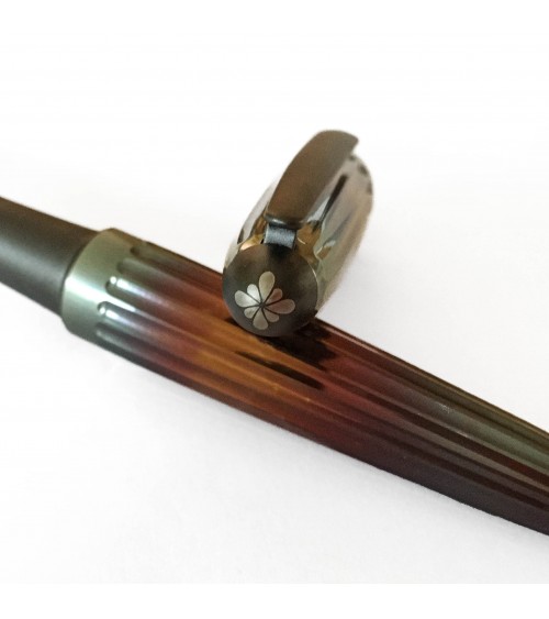 Stylo-plume Diplomat Aero Flame, corps en acier, bec (plume) acier inoxydable EF, F, M, ou L, à L'Ecritoire design, Lausanne