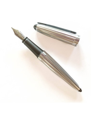 Stylo-plume Diplomat Aero « Factory », bec (plume) acier inoxydable EF, F, M, ou L, à L'Ecritoire design, Lausanne