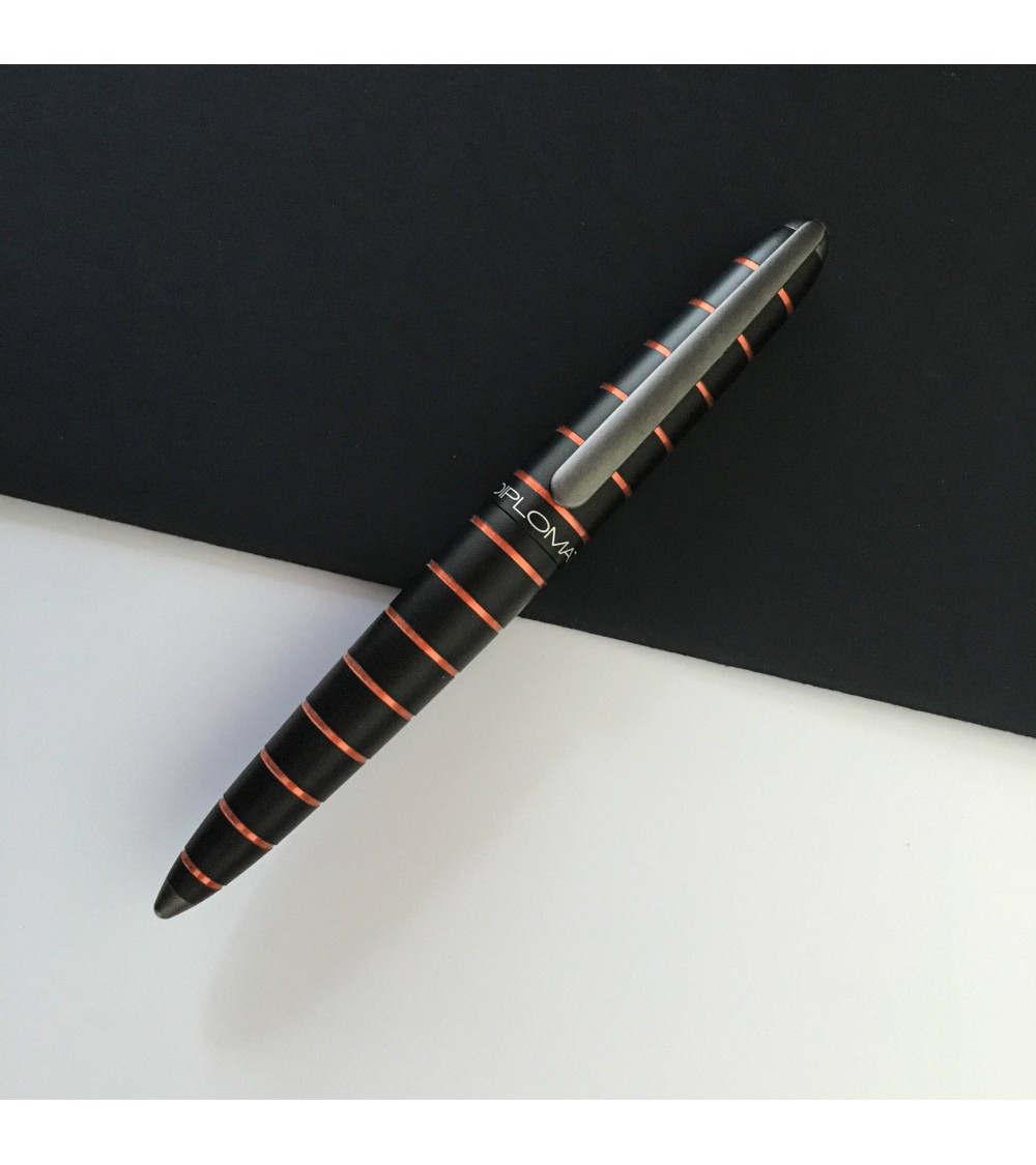 Stylo-plume Diplomat Elox Black Orange