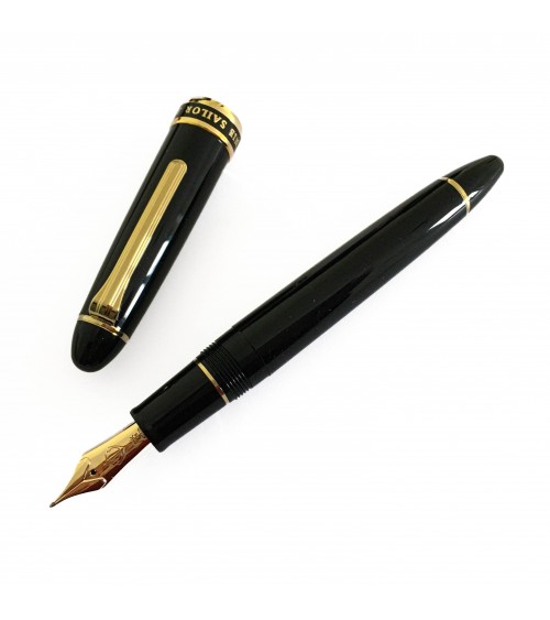Stylo-plume Sailor Naginata 1911 GT Cross Point, bec produisant un trait de largeur variée selon la position du bec.