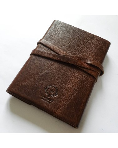 Carnet Manufactus Laccio, couverture cuir veau Vintage Brown, 256 pages papier vélin, fabriqué en Italie