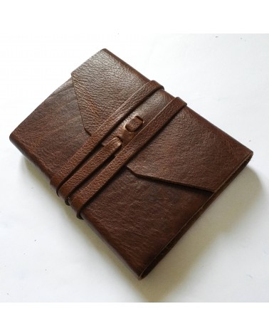 Carnet Manufactus Laccio, couverture cuir veau Vintage Brown, 256 pages papier vélin, fabriqué en Italie