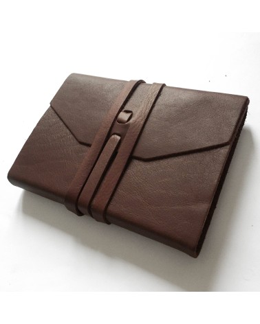 Carnet Manufactus Laccio, couverture cuir veau Marron, 256 pages papier vélin, fabriqué en Italie