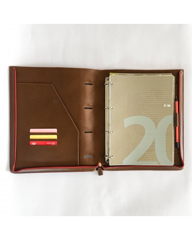 Porte-documents NAVA A4 en simili cuir, couleur cognac avec quatre anneaux incorporés