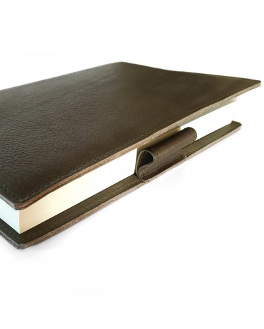 Carnet PA rechargeable cuir vert olive avec boucle pour stylo, 288 pages blanches 14,8 x 21 cm.