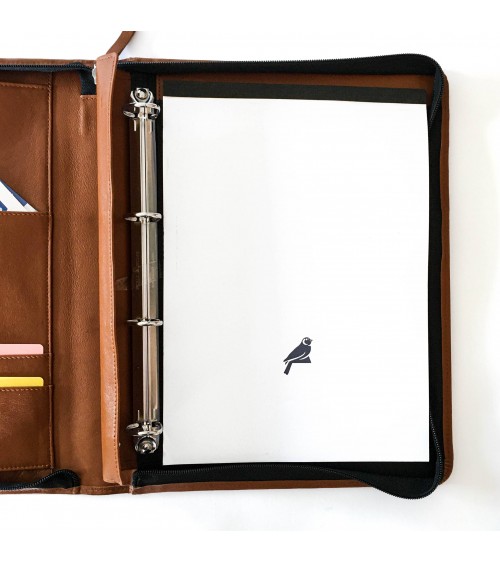 Porte-documents PA Impulse, format A4, zippé en cuir de veau couleur cognac, anneaux et bloc-notes