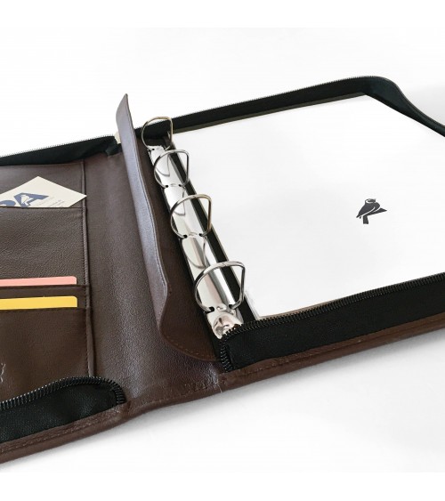 Porte-documents PA Impulse, format A4, zippé en cuir de veau couleur marron, anneaux et bloc-notes