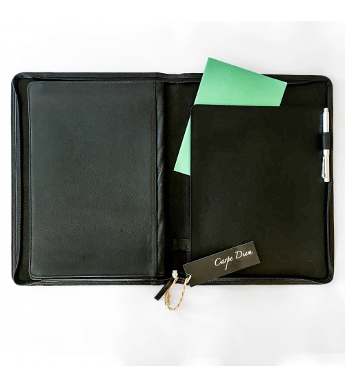 Porte-documents trieur PA Carpe diem A4, zippé cuir noir, 4 compartiments pour documents A4, boucle pour stylo.