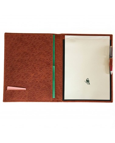 Porte-bloc PA Napoli A4 cuir cognac, 1 compartiment cartes et 1 pour feuilles volantes A4, boucle stylo, bloc-notes.