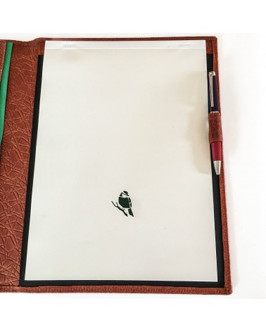 Porte-bloc PA Napoli A4 cuir cognac, 1 compartiment cartes et 1 pour feuilles volantes A4, boucle stylo, bloc-notes.