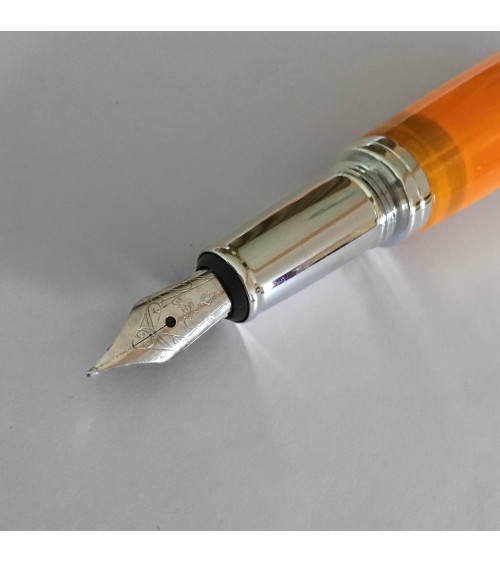 Stylo-plume Récife Baoshi Soyouz Opale (tons orange clairs et foncés, effet chatoyant), plume en acier F