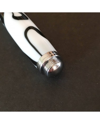 Stylo-plume Récife Mystique Soyouz Domino (volutes noires sur un fond blanc), plume en acier M