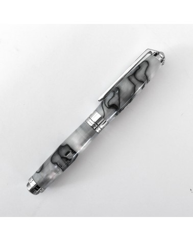 Stylo-plume Récife Pearl Soyouz Nacre (tons blanc nacré, noirs et gris clair), plume en acier M