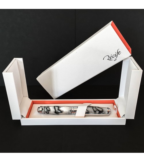 Stylo-plume Récife Pearl Soyouz Nacre (tons blanc nacré, noirs et gris clair), plume en acier M