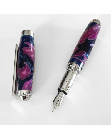 Stylo-plume Récife Pearl Soyouz Violet (tons bleu foncé et mauves, accents blanc nacré), plume en acier F