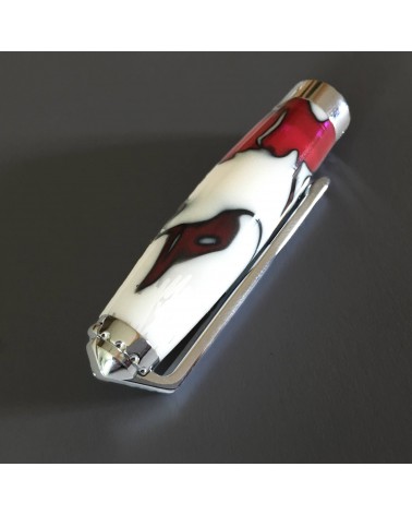 Roller Récife Mystique Soyouz Volcano (volutes noires et rouge foncé sur un fond blanc), fabriqué en France