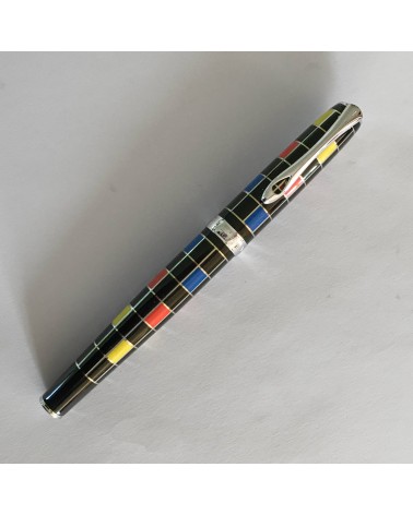 Stylo-plume Diplomat Excellence A+ Bauhaus, bec (plume) acier B, M, ou F, fabriqué en Allemagne.