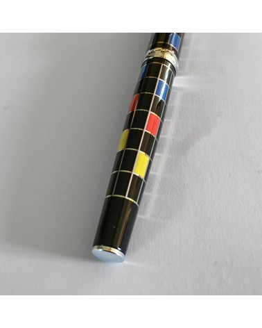 Stylo-plume Diplomat Excellence A+ Bauhaus, bec (plume) acier B, M, ou F, fabriqué en Allemagne.