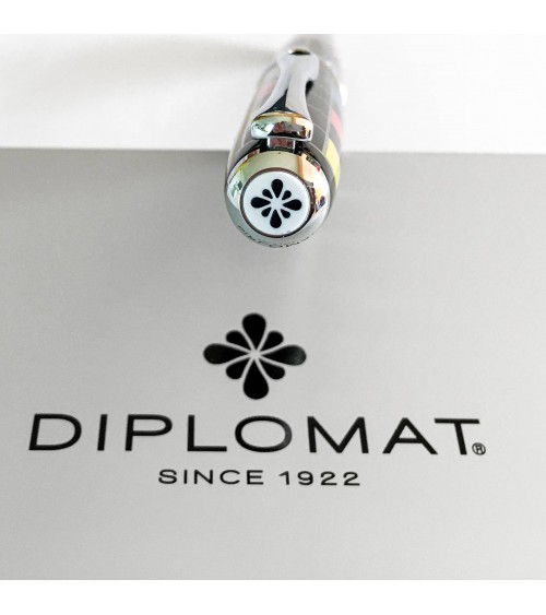 Stylo-plume Diplomat Excellence A+ Bauhaus, bec (plume) acier B, M, ou F, fabriqué en Allemagne.