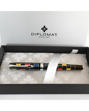 Stylo-plume Diplomat Excellence A+ Bauhaus, bec (plume) acier B, M, ou F, fabriqué en Allemagne.