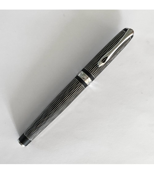 Stylo-plume Diplomat Excellence A+ Wave, bec (plume) acier B, M, ou F, fabriqué en Allemagne.