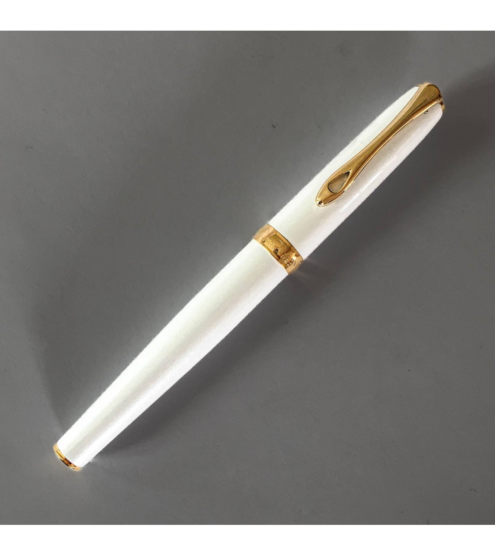 Stylo-plume Diplomat Excellence A2 Blanc perle, attributs dorés, fabriqué en Allemagne