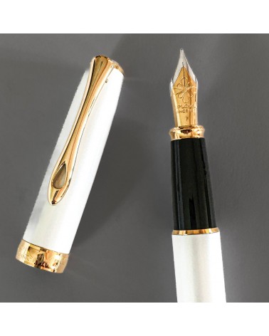 Stylo-plume Diplomat Excellence A2 Blanc perle, attributs dorés, fabriqué en Allemagne