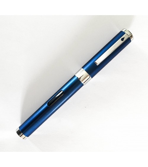 Stylo-plume Diplomat Nexus Bleu Chrome, réservoir grande capacité, fabriqué en Allemagne