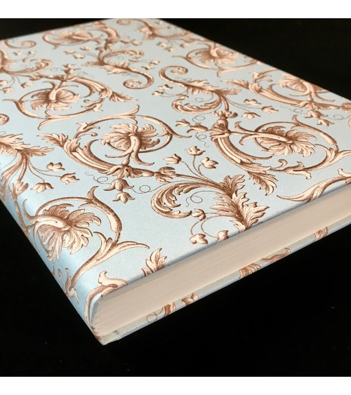 Carnet Rossi ligné, 14,7 x 21,4 cm, motif florentin. L'Ecritoire design, Lausanne.