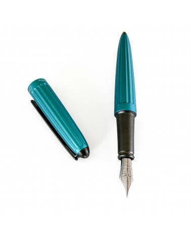 Stylo-plume Diplomat Aero Turquoise, bec (plume) acier inoxydable, fabriqué en Allemagne