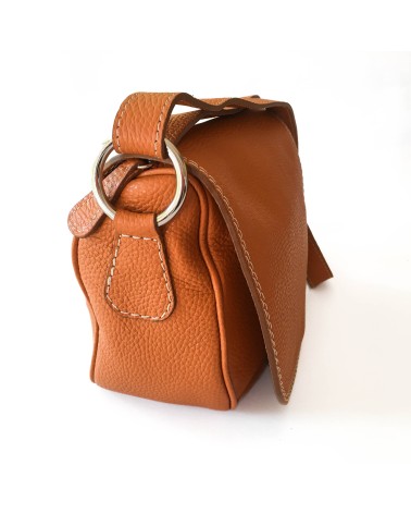 Sac à main EM-EL, modèle Laura petit, en cuir de vachette premier choix couleur mandarine. Fabriqué en Europe.