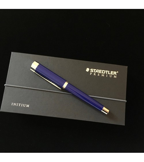 Roller Staedtler Initium Resina. L'Ecritoire design, Lausanne.