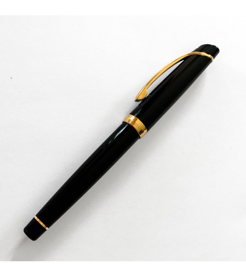 Roller Sheaffer Valor noir brillant, attributs plaqués or 22 carats, fabriqué en Italie