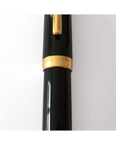 Roller Sheaffer Valor noir brillant, attributs plaqués or 22 carats, fabriqué en Italie