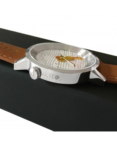 Montre AKTEO Musique Violon 38 Blanc-Acier inox, bracelet cuir cognac