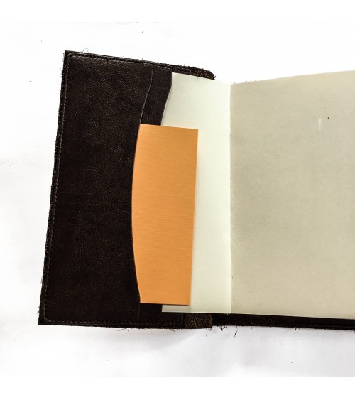 Carnet rechargeable Manufactus Laccio, couverture cuir de veau marron, fabriqué en Italie