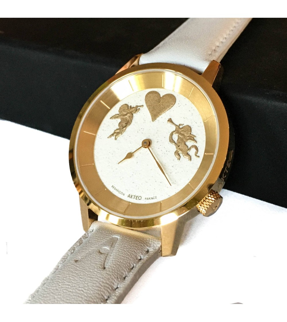 Montre AKTEO Amour 38 Blanc doré, bracelet cuir blanc