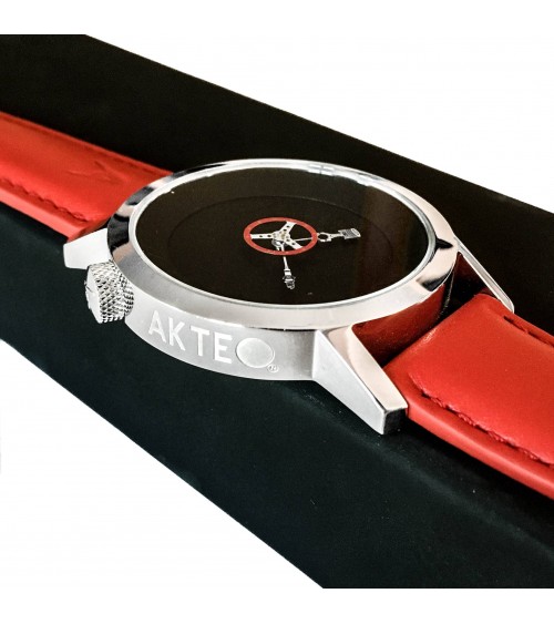 Montre Akteo Automobile 42, Noir-Acier inox, bracelet cuir rouge