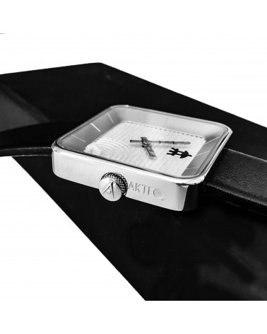 Montre AKTEO Jardin zen sQuare 35, bracelet cuir noir.