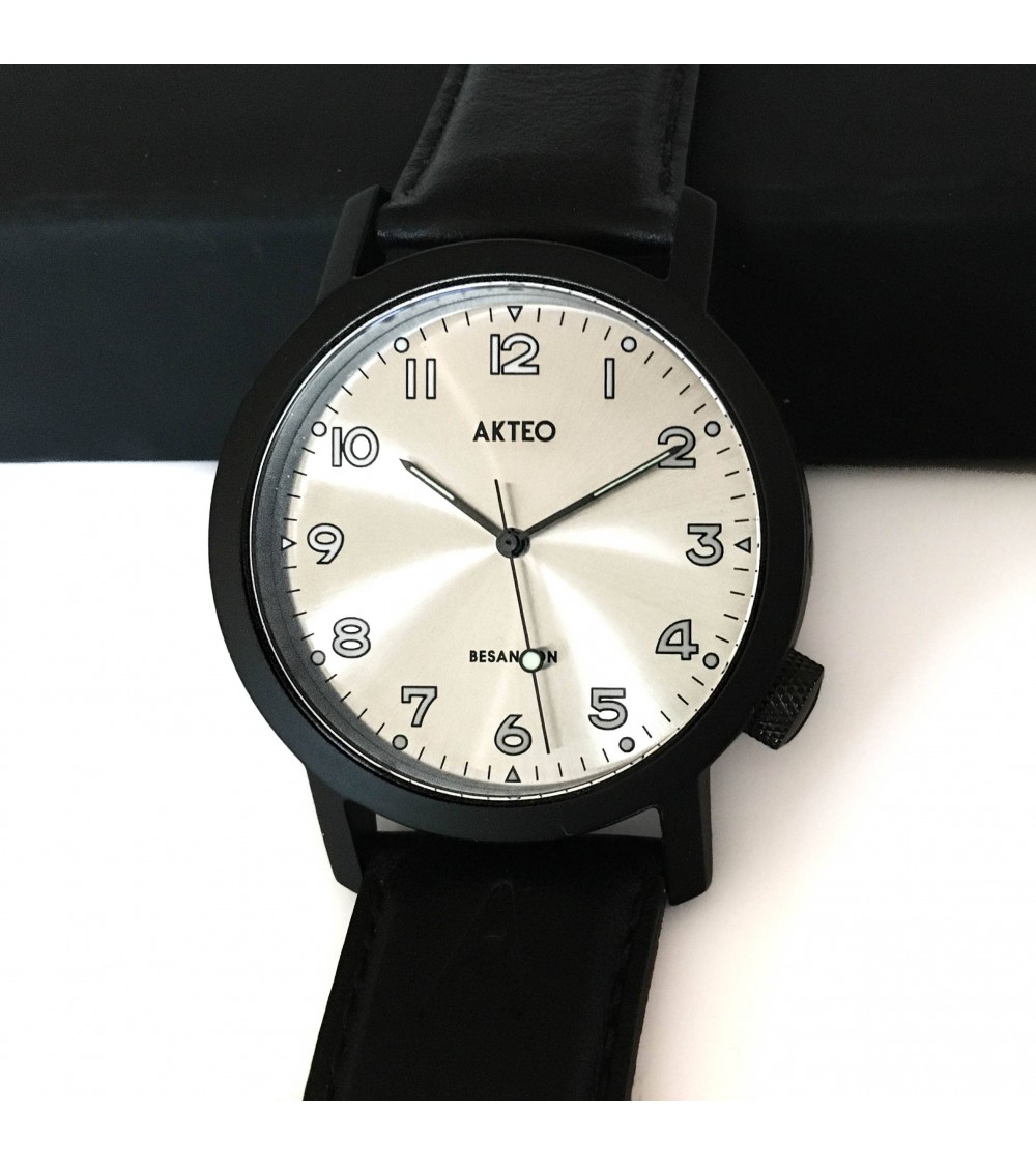 Montre AKTEO Besançon 42 Acier inox-noir, bracelet cuir noir