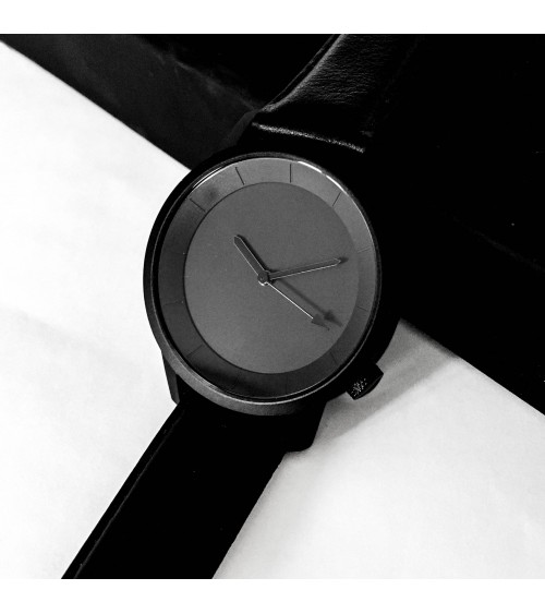 Montre AKTEO Besançon 38 Noir-Noir, bracelet cuir noir