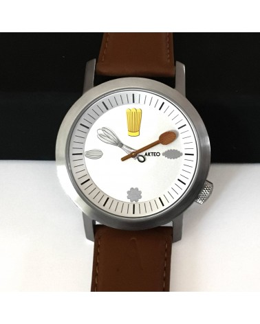 Montre AKTEO Chef 42 Blanc-Acier Inox, bracelet cuir cognac