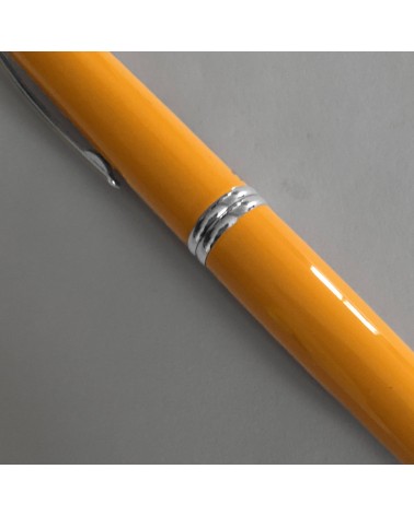 Stylo-plume Pilot Capless Jaune