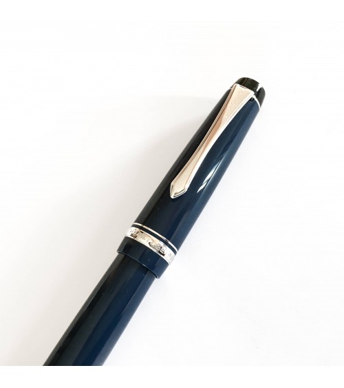 Stylo-plume Pilot Custom Heritage Bleu, résine bleue, plume or 14 carats largeur M ou B