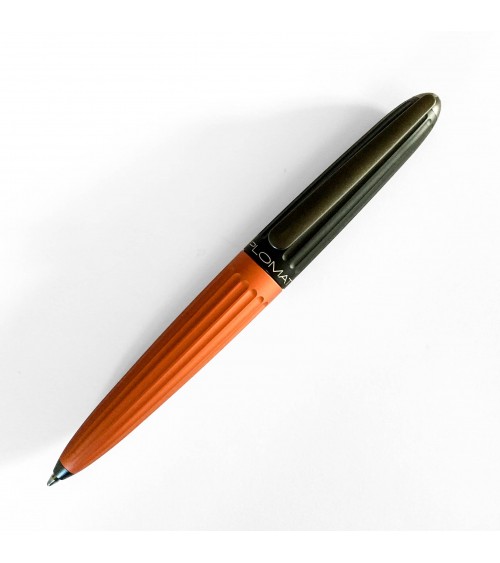 Stylo-bille Diplomat Aero bicolore Noir et Orange
