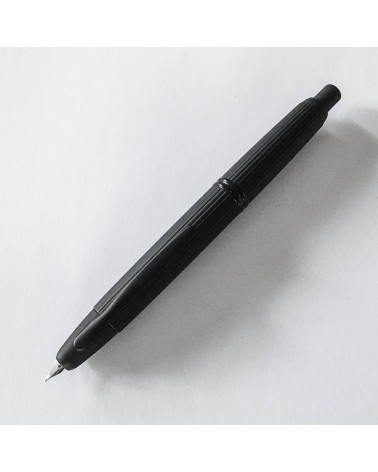 Stylo-plume Pilot Capless Stripe Noir