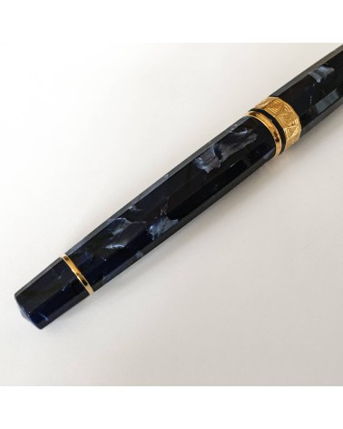 Stylo-plume OMAS Paragon Bleu Royal, plume or 14 carats largeur M